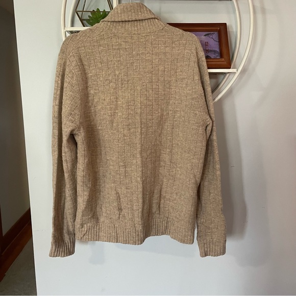 Jos. A Bank Men's Medium M Lambswool Camel Tan Cardigan - Picture 2 of 6